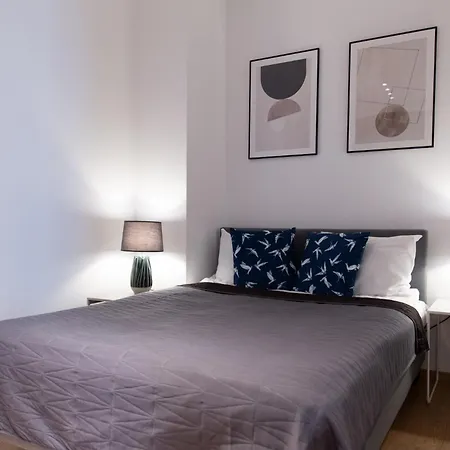 Mb - By The Sea Batorego 7 Apartman